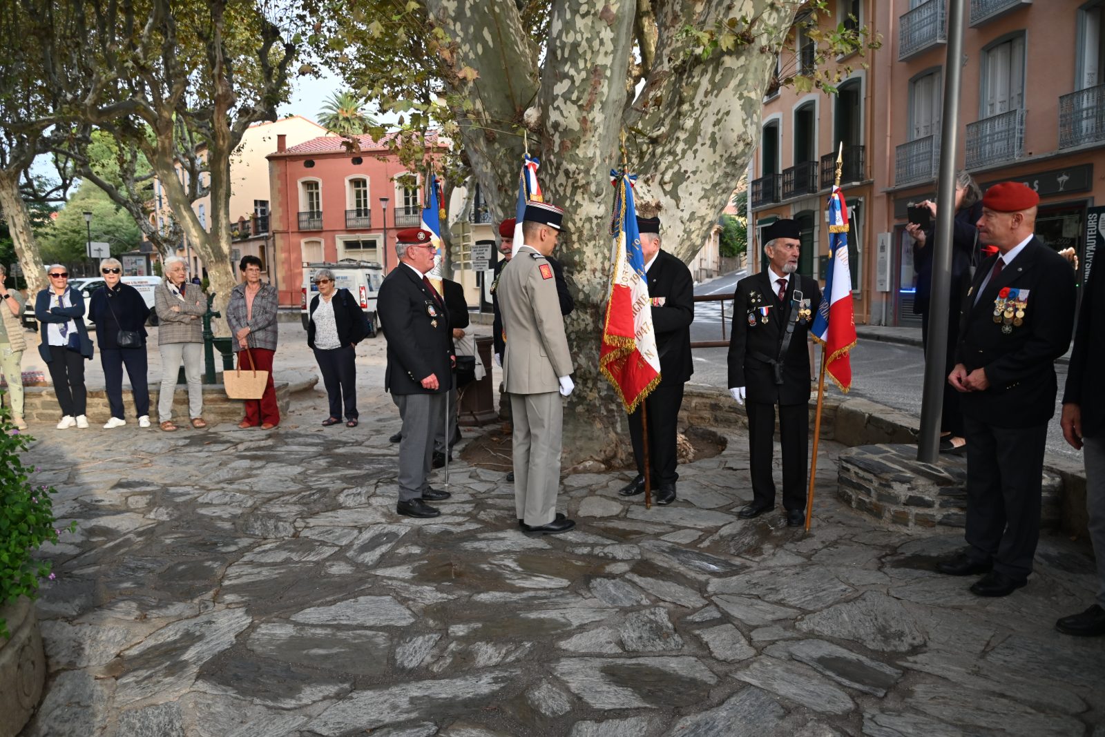 Cérémonie au monument aux morts, photo 41